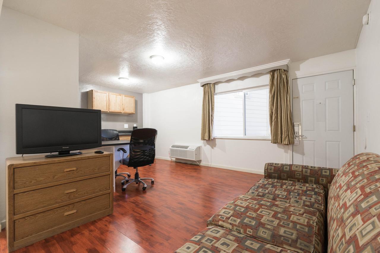 Little Suites Provo Extended Stay Exteriér fotografie