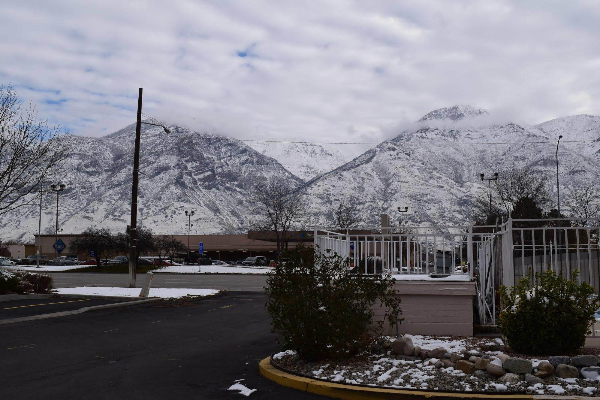 Little Suites Provo Extended Stay Exteriér fotografie